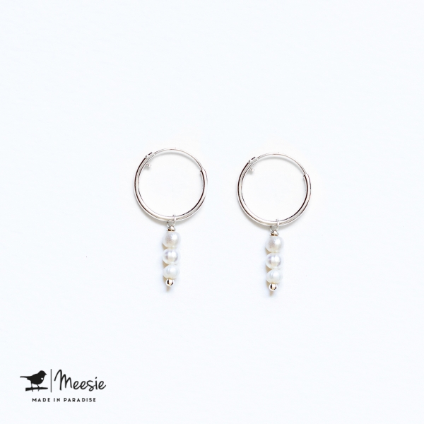 Oorbellen Zoetwater Parels Triple zilver Oorbellen Zoetwater Parels Triple zilver