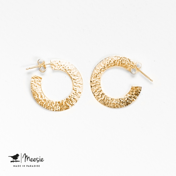 Oorbellen Princess gehamerd small goud op zilver - 3 sets Oorbellen Princess gehamerd small goud op zilver - 3 sets
