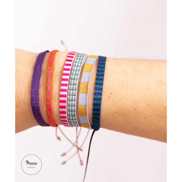 Armband: Textiel - Set van 10 armbanden 