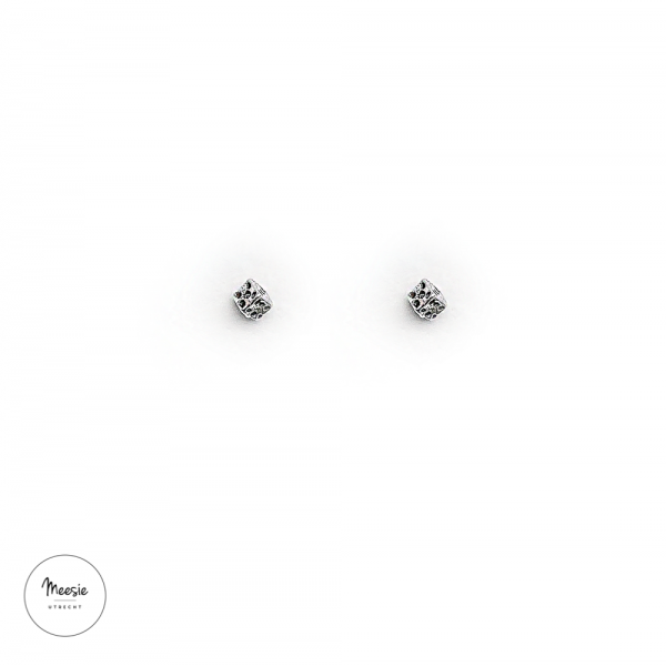 Studs: Magic Dobbelstenen zilver - 3 paar Studs: Magic Dobbelstenen zilver - 3 paar